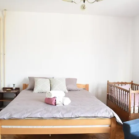 Apartman Terezija, Centar