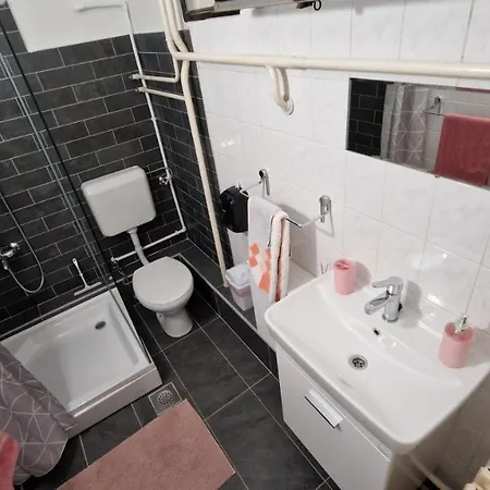 Apartman Terezija, Centar